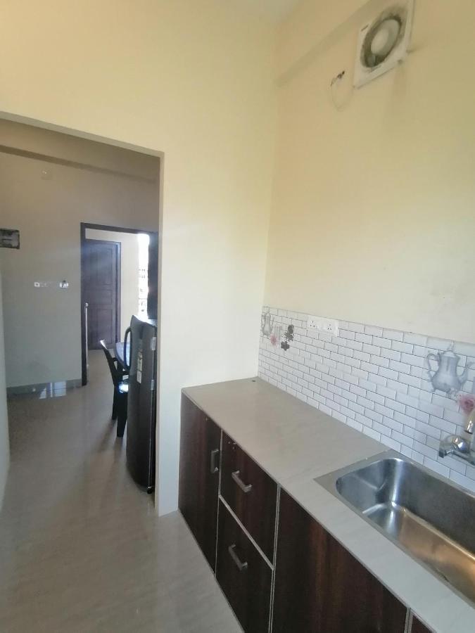 Queens Residency Thrissur Экстерьер фото