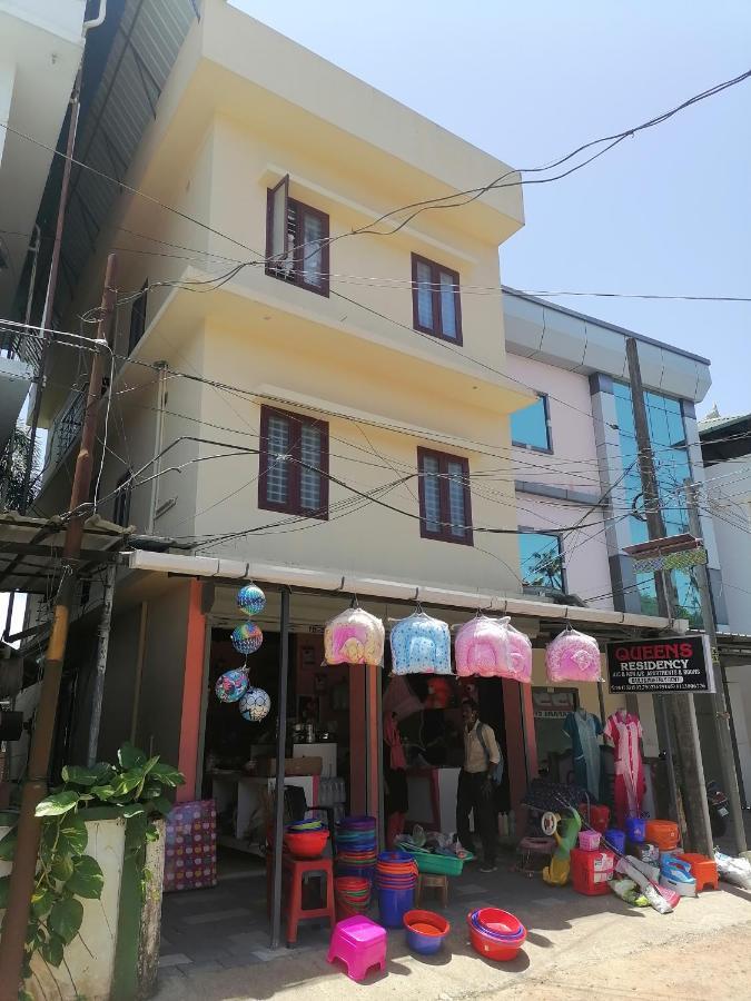 Queens Residency Thrissur Экстерьер фото